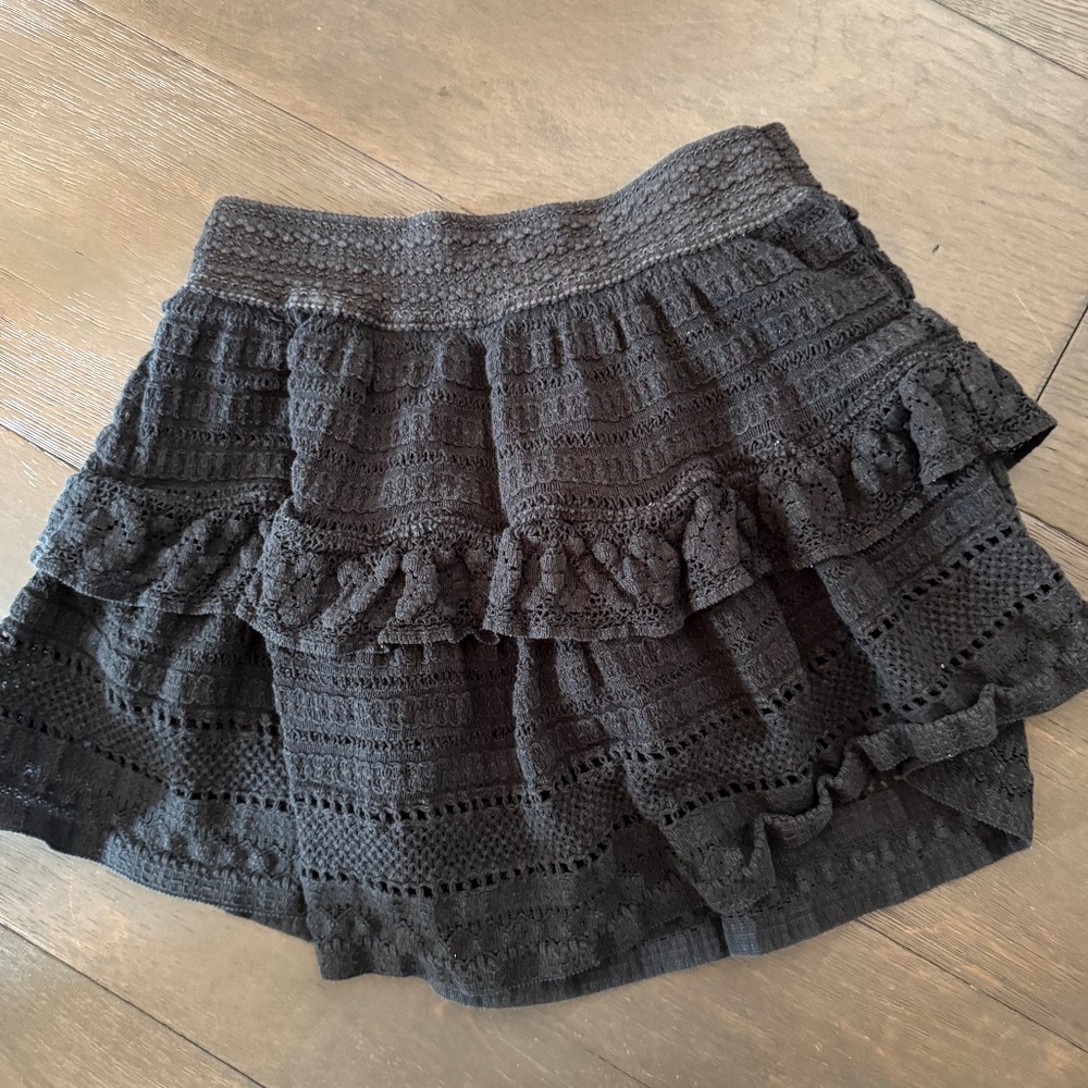 Black skirt